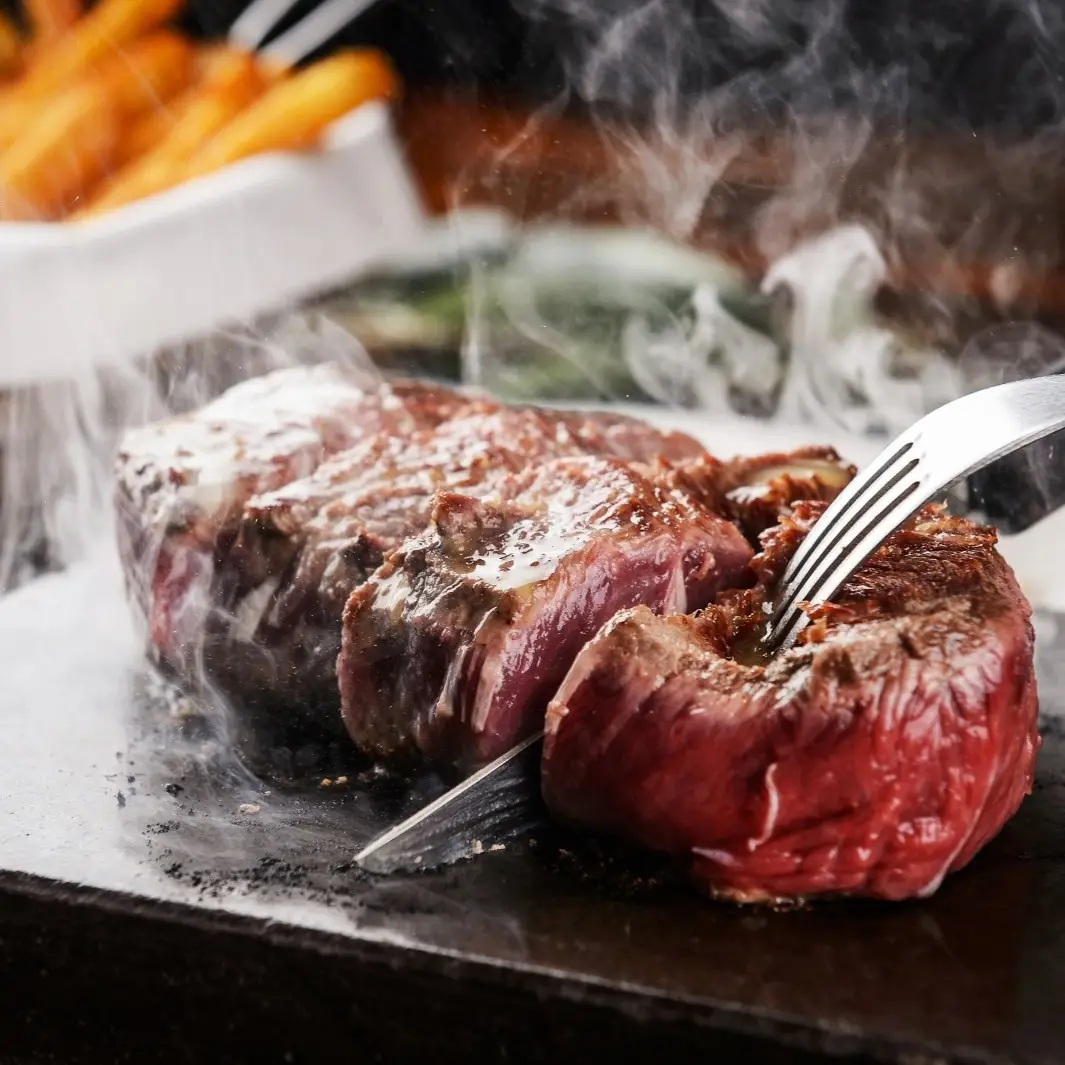 🔥 Erleben Sie ein Grill-Erlebnis für alle Sinne im Steakhaus Stadtgarten Wangen an der Aare! Beim TischGrill Buffet à Discretion brutzeln Sie Ihr Lieblingsfleisch direkt am Tisch und geniessen eine unvergessliche Zeit mit Freunden und Familie. 🥩

Wählen Sie aus einer grossen Vielfalt an Fleischspezialitäten: Zartes Schweinefleisch, feines Pferdefleisch, saftiges Poulet, herzhafte Würste und knuspriger Speck. Jeden Monat bieten wir saisonale Fleisch-Highlights, die Ihren Gaumen erfreuen werden. Dazu servieren wir köstlichen Raclettekäse, frische Salate, saisonale Beilagen und eine Auswahl feiner hausgemachter Saucen. 🧀

Ob herzhaft, würzig oder mild – stellen Sie sich Ihren Teller nach Lust und Laune zusammen! Unser TischGrill Buffet bietet für jeden Geschmack das Richtige und macht jeden ersten Mittwoch im Monat zu einem genussvollen Erlebnis voller Genuss, Geschmack und Geselligkeit. Ein Abend, den Sie nicht verpassen sollten! 

Reservieren Sie jetzt Ihren Tisch und freuen Sie sich auf einen Abend voller kulinarischer Höhepunkte. Wir freuen uns darauf, Sie bald begrüssen zu dürfen! 

#steakhausstadtgarten #tischgrill #buffetadiscretion #wangenanderare #grillgenuss #fleischliebhaber #raclette #geselligkeit